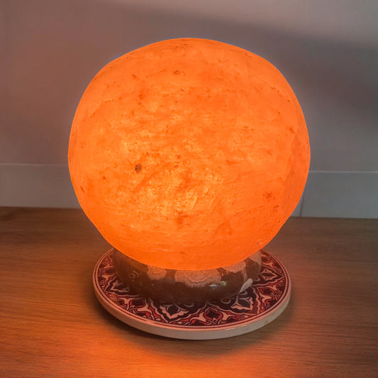 Himalayan moon Salt lamp