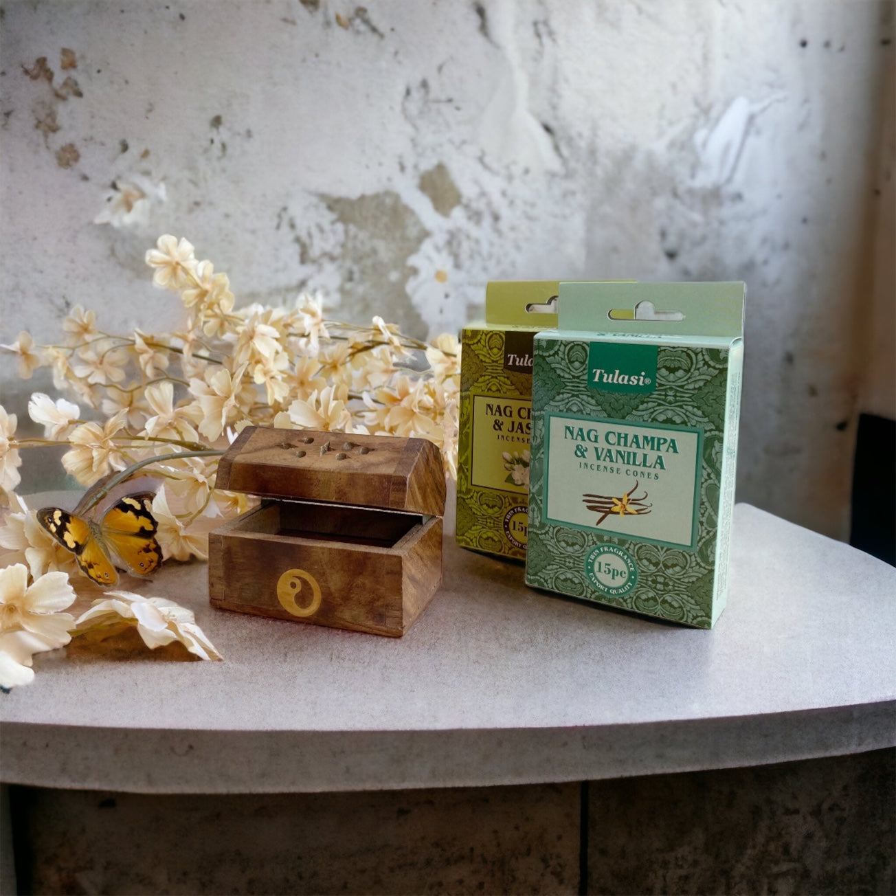Wooden Cone Burner & Incense Cones Bundle